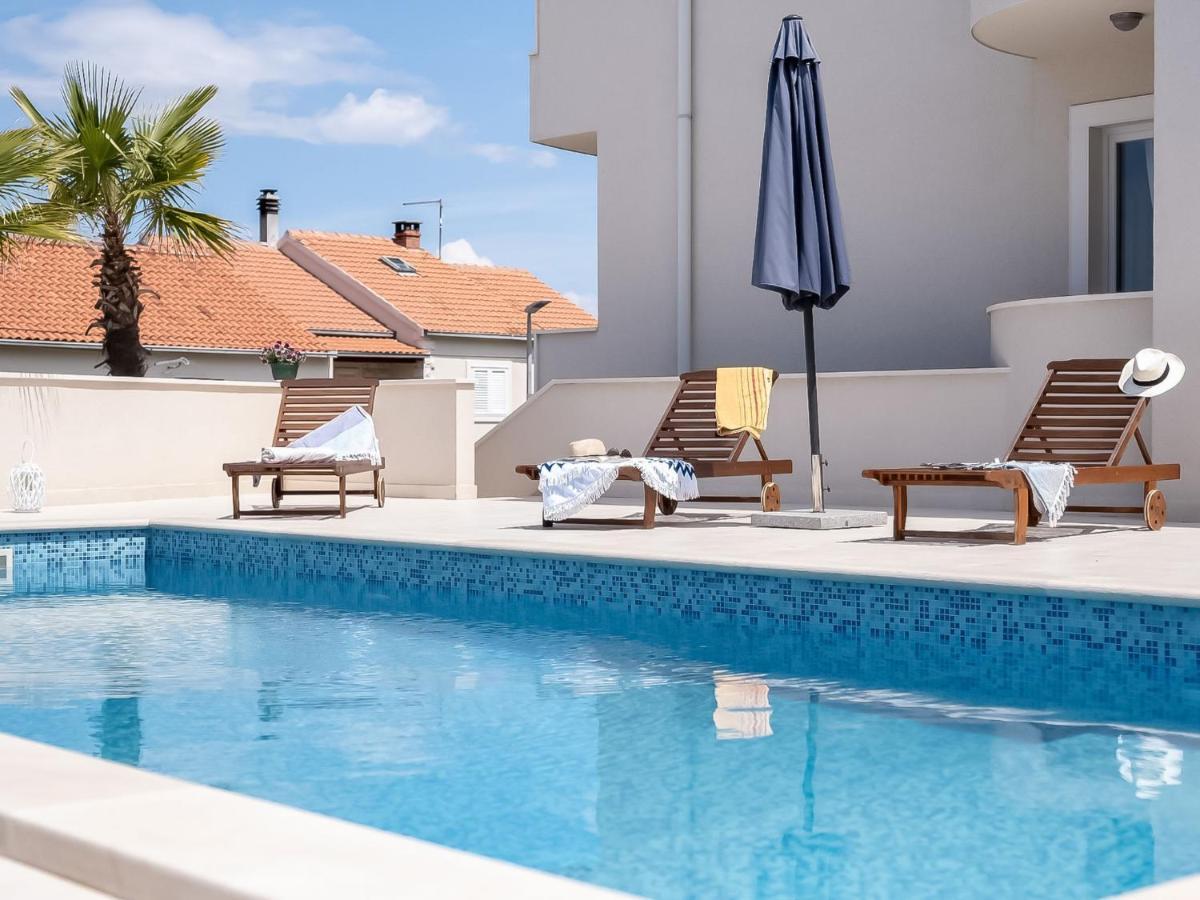 Apartment Villa 2 Pools-4 By Interhome Sutivan Dış mekan fotoğraf