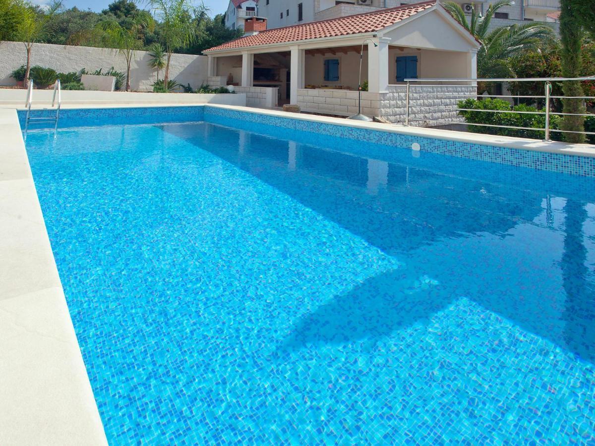 Apartment Villa 2 Pools-4 By Interhome Sutivan Dış mekan fotoğraf