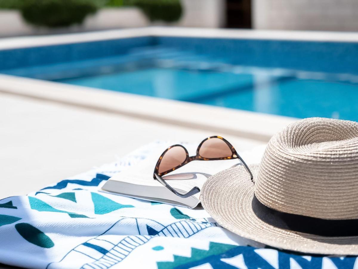 Apartment Villa 2 Pools-4 By Interhome Sutivan Dış mekan fotoğraf